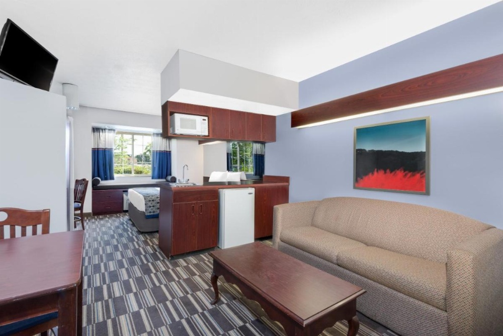 Room image 5